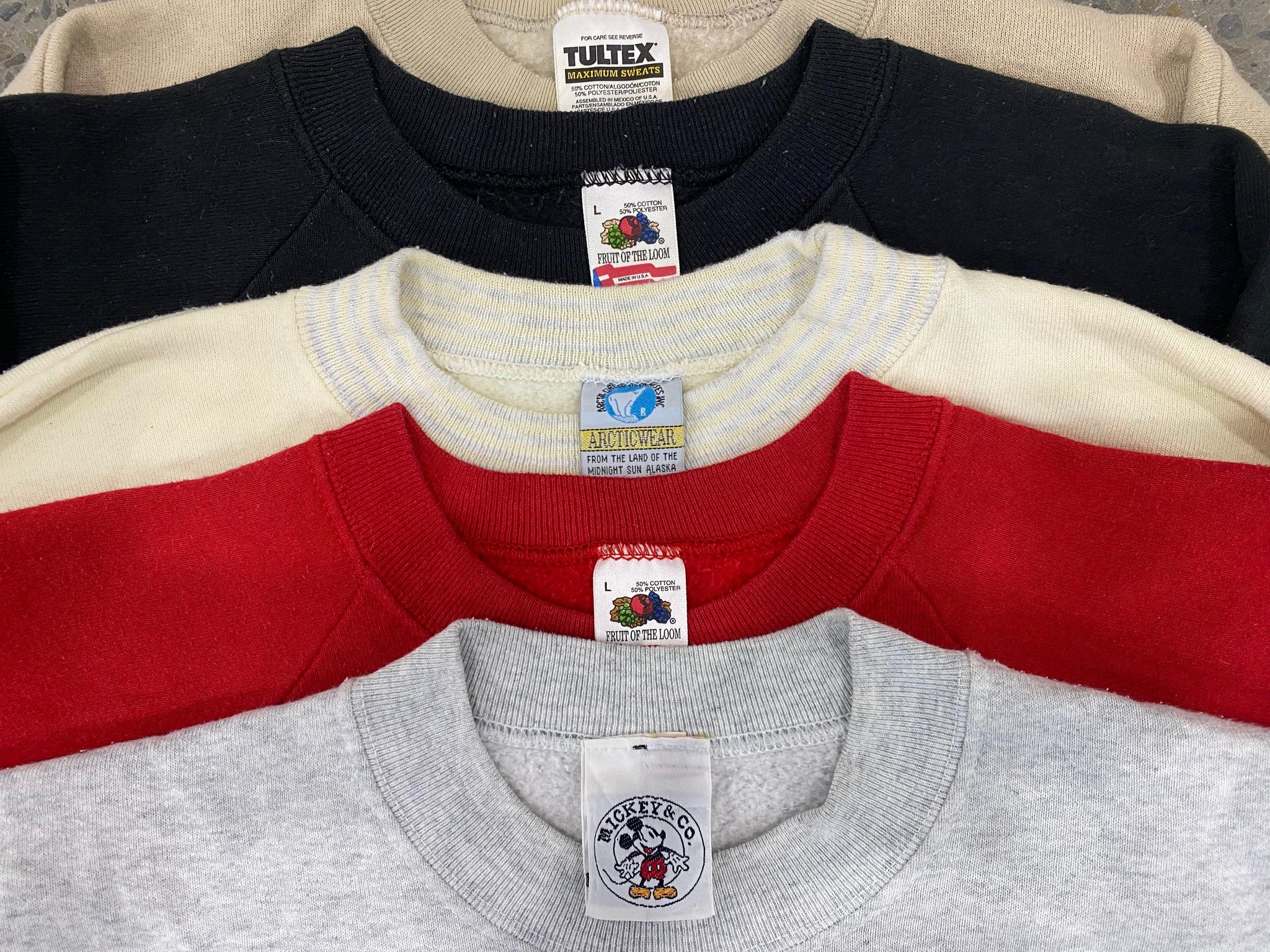 20x Vintage Graphic Sweatshirts